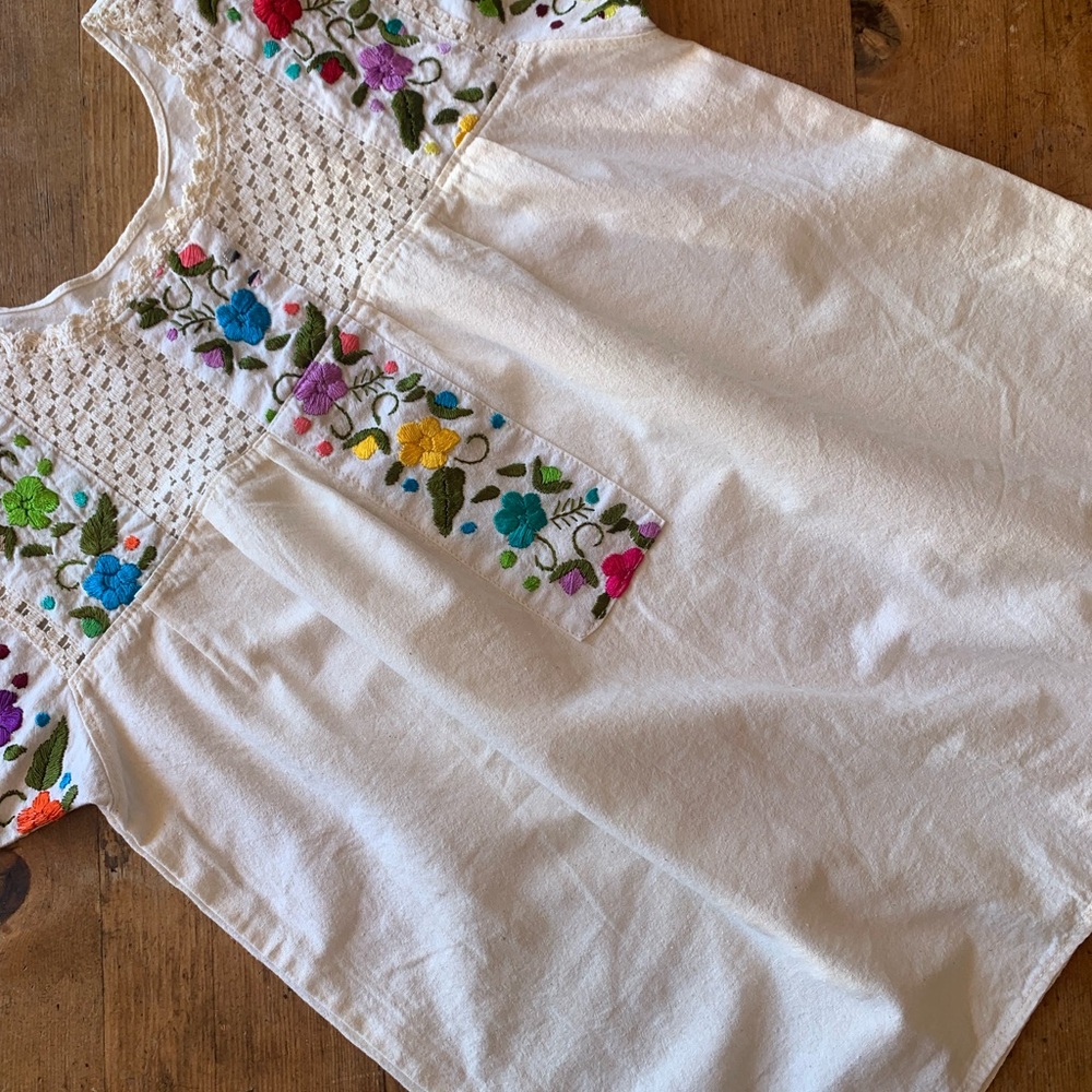 White Top with Colorful Floral Embroidery - Picture 5 of 16